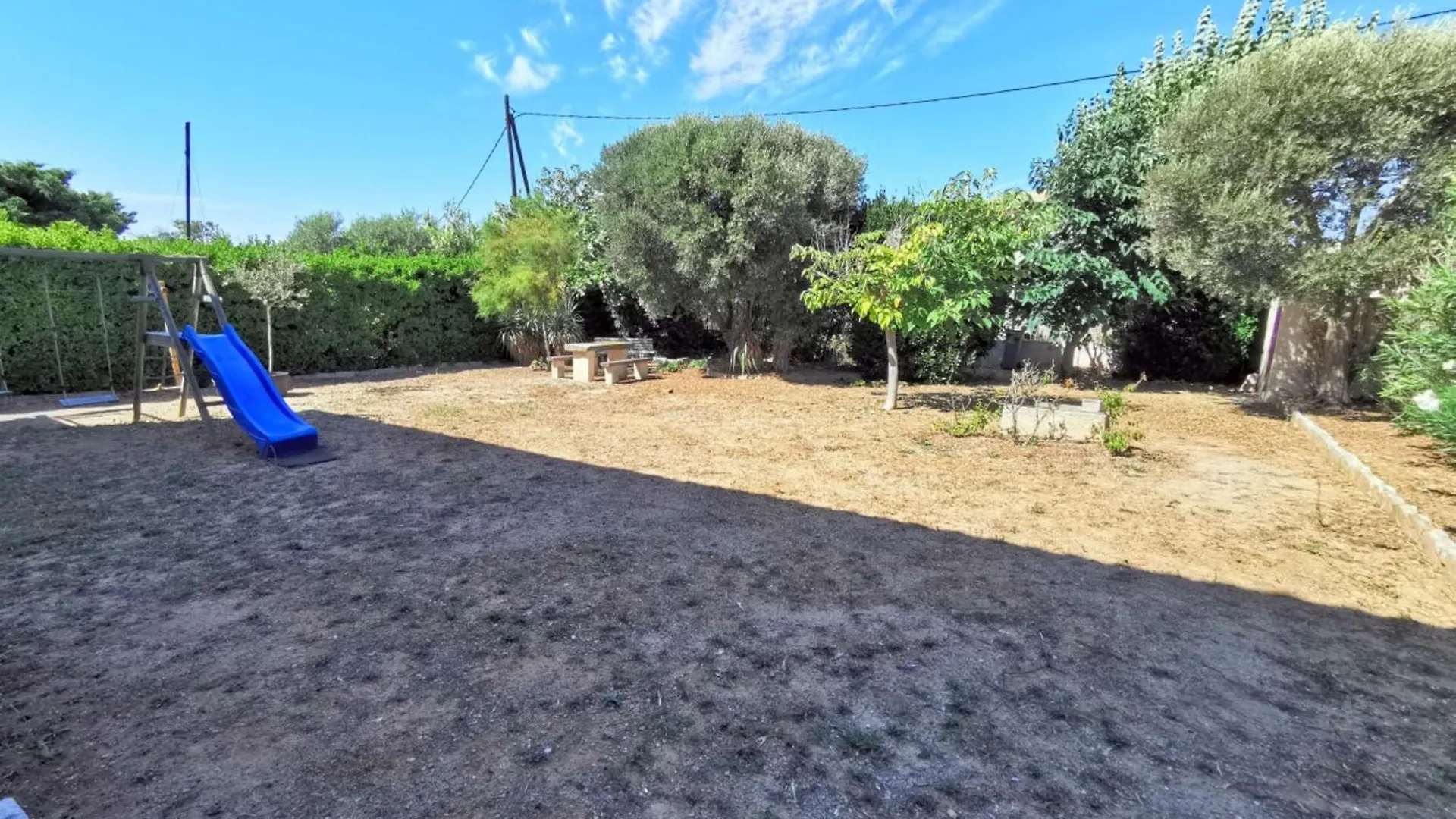 Spacious T4 With Garden - Near Beach Six-Fours-les-Plages